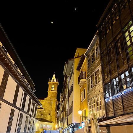 Atico Al Lado Del Ayuntamiento Appartement Oviedo Buitenkant foto
