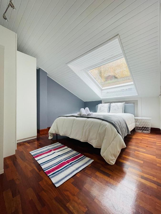 Atico Al Lado Del Ayuntamiento Appartement Oviedo Buitenkant foto