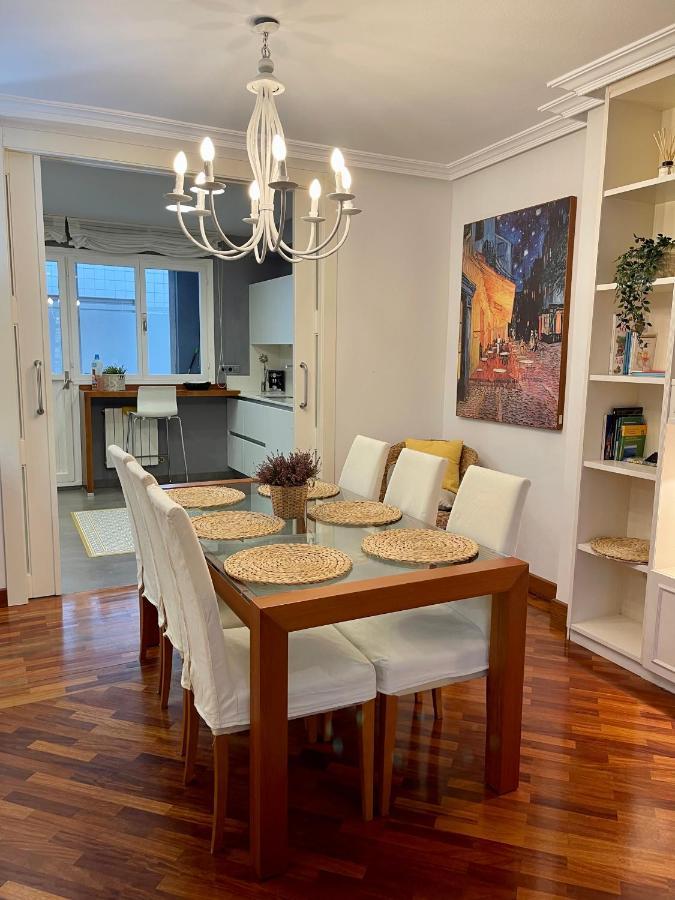 Atico Al Lado Del Ayuntamiento Appartement Oviedo Buitenkant foto