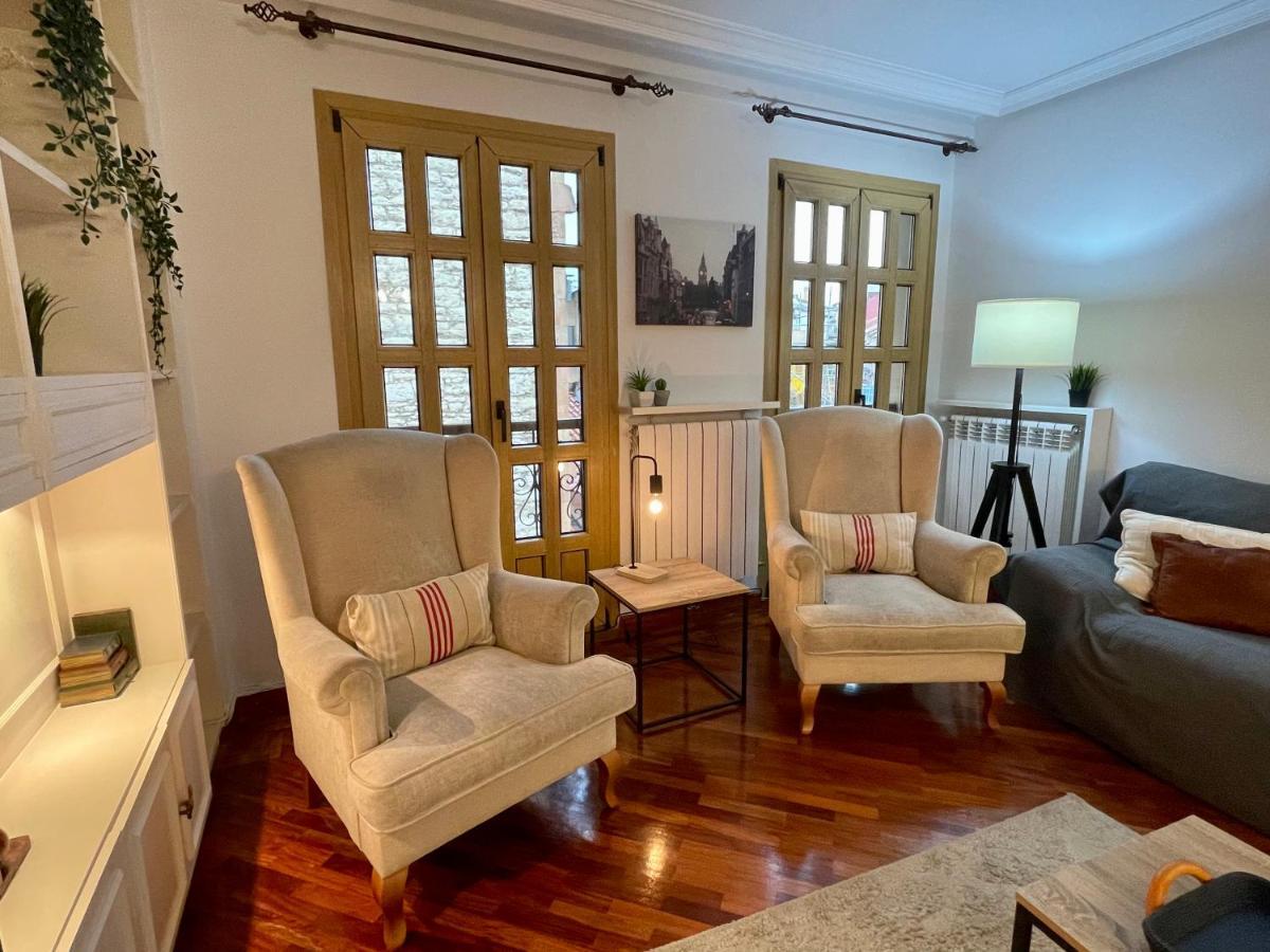 Atico Al Lado Del Ayuntamiento Appartement Oviedo Buitenkant foto